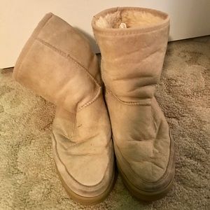 Uggs size 7